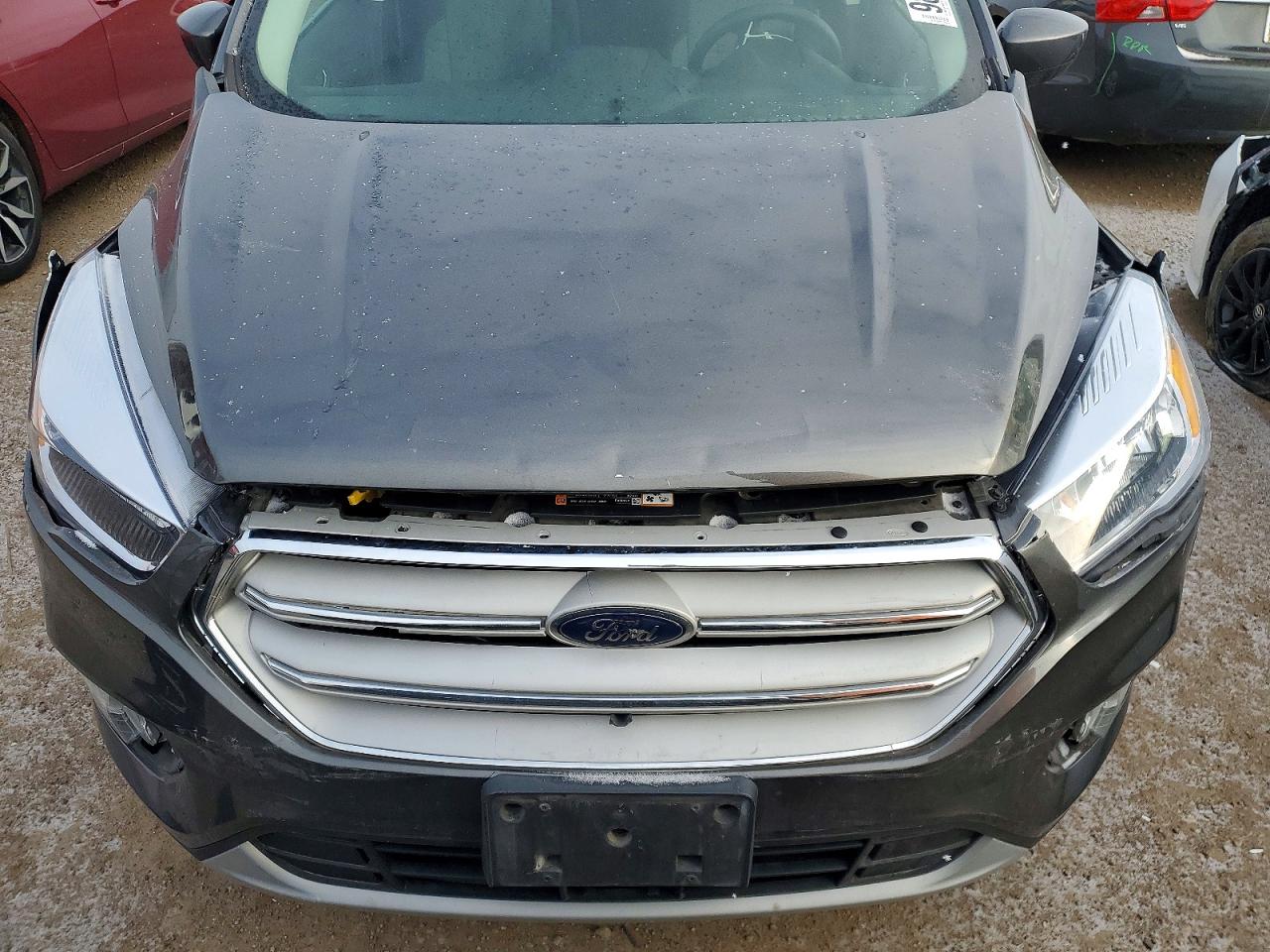 2019 FORD ESCAPE SE photo 11