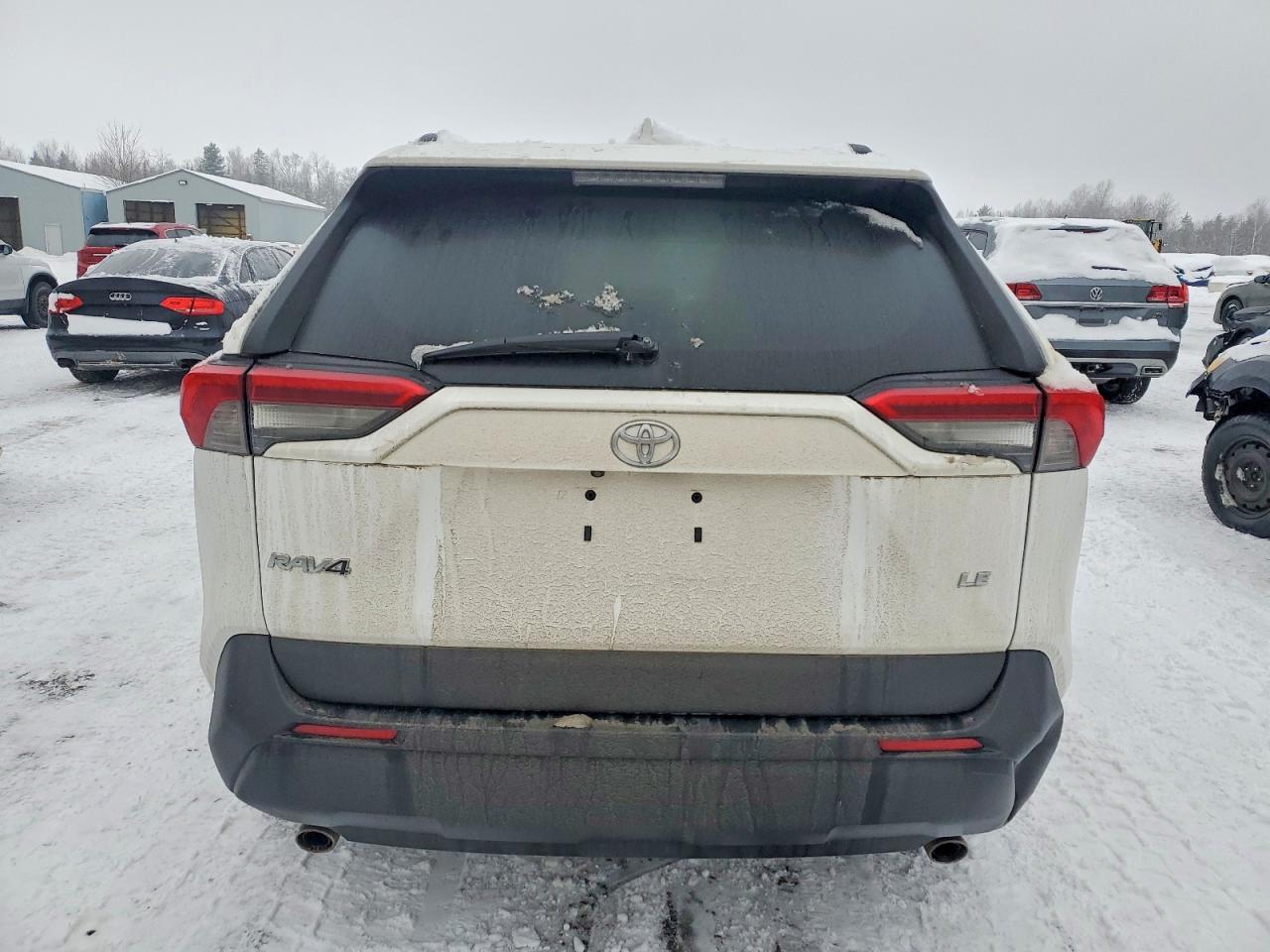 2019 TOYOTA RAV4 LE photo 6