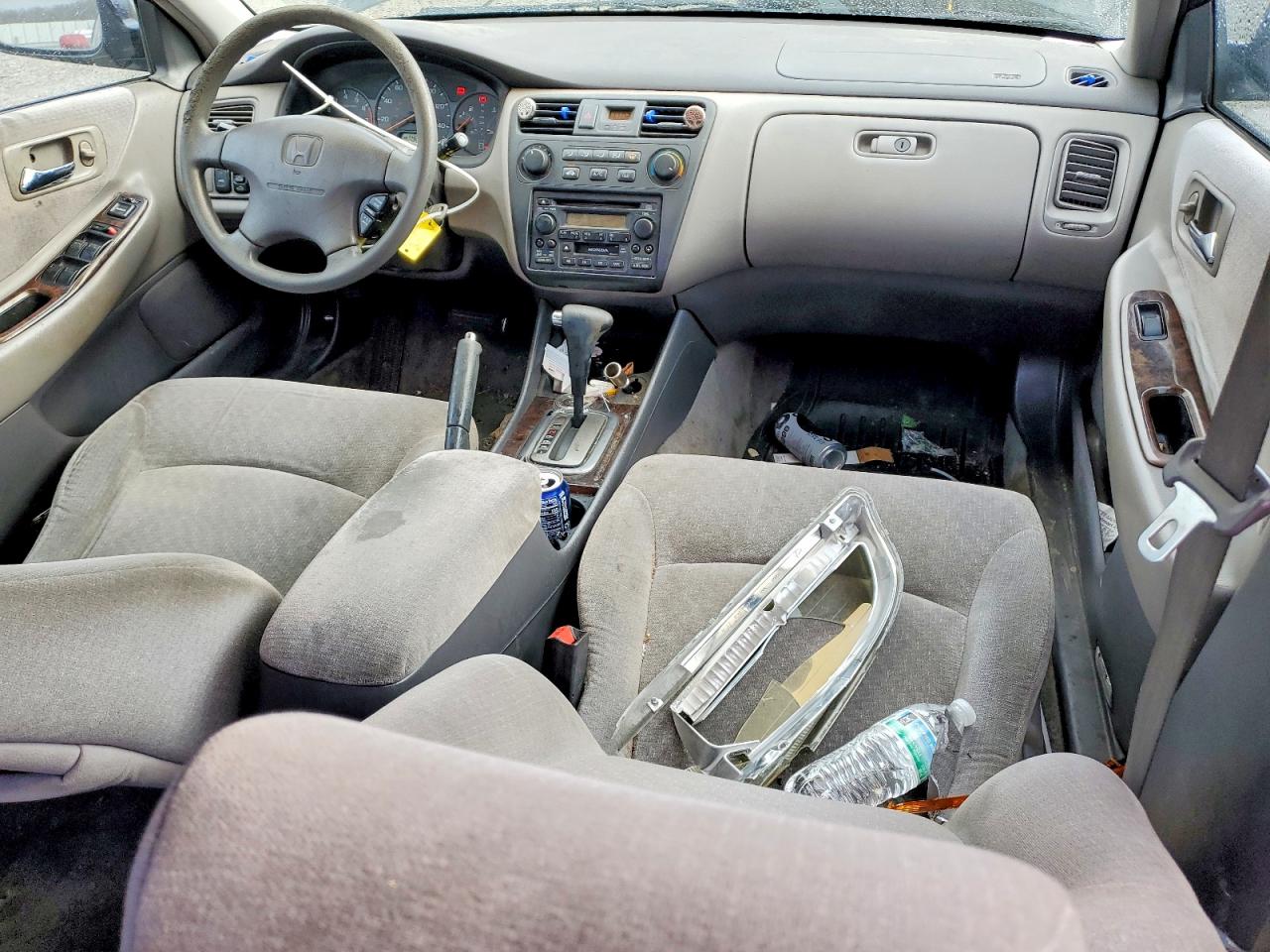 2002 HONDA ACCORD SE photo 8