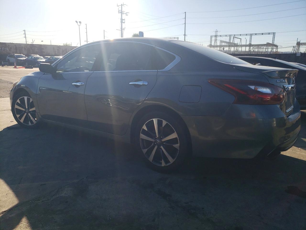 2017 NISSAN ALTIMA 2.5 photo 2
