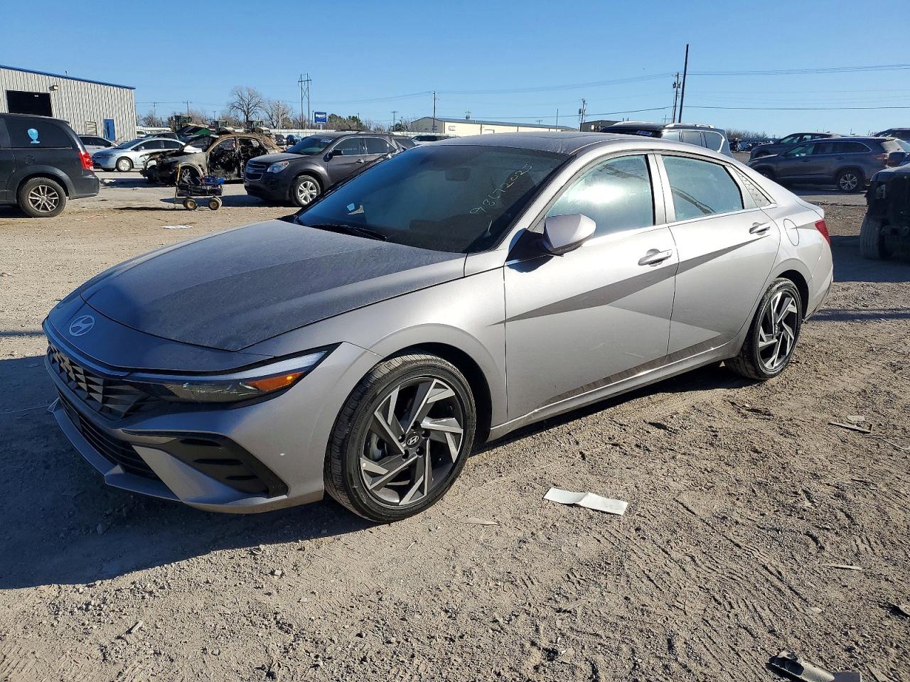 2025 HYUNDAI ELANTRA