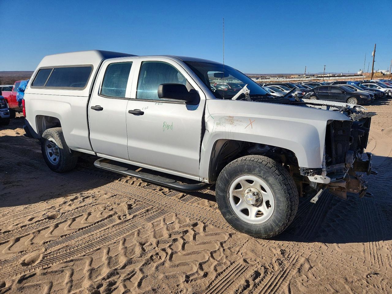 2015 CHEVROLET SILVERADO K1500 photo 4
