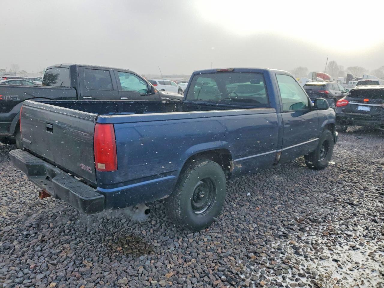 1998 CHEVROLET GMT-400 C1500 photo 3
