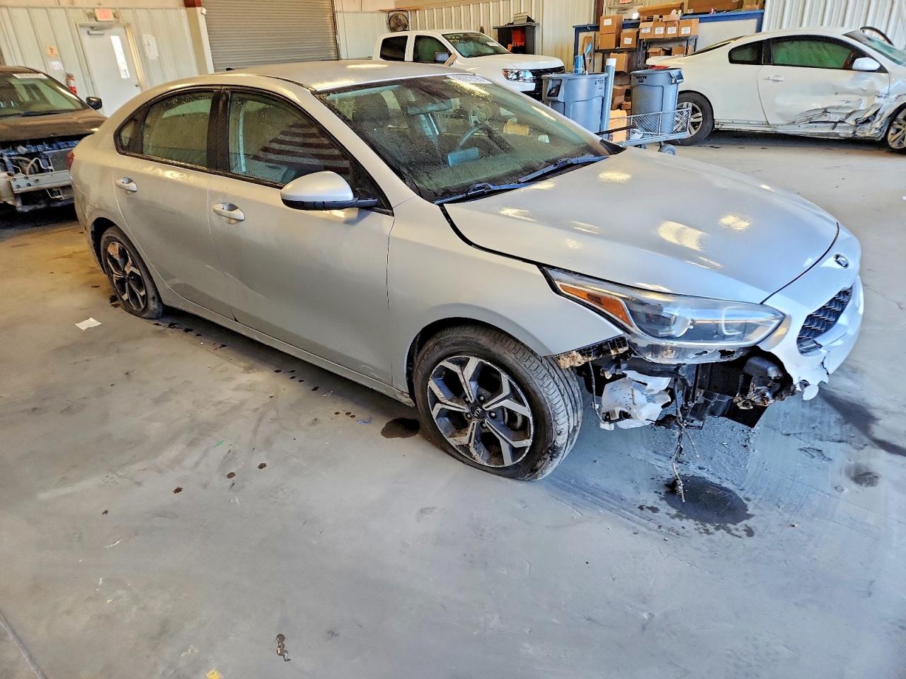 2021 KIA FORTE FE photo 4