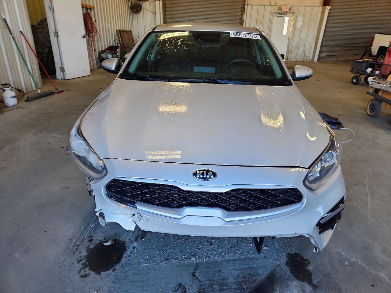 2021 KIA FORTE FE photo 5