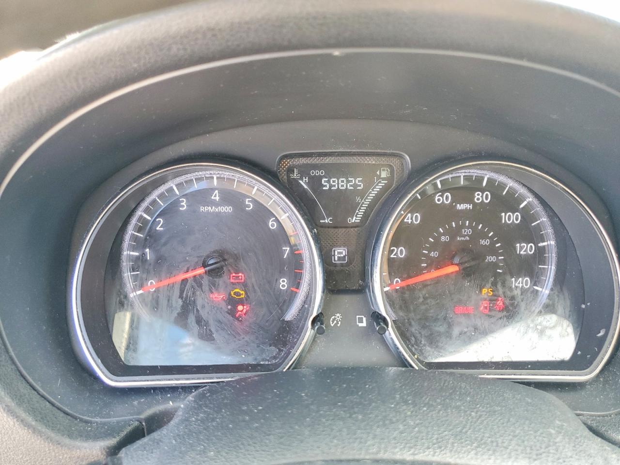 2018 NISSAN VERSA S photo 9