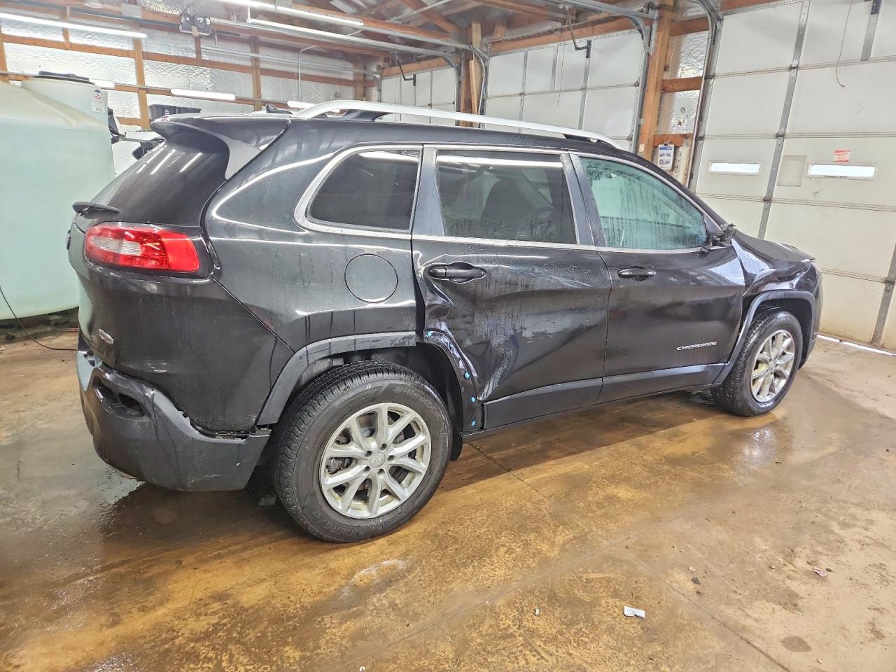 2015 JEEP CHEROKEE LATITUDE photo 3