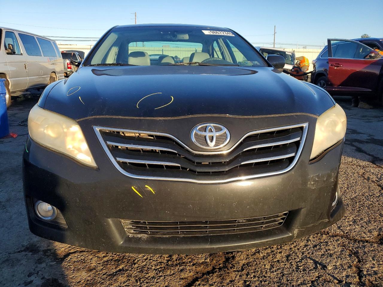 2011 TOYOTA CAMRY BASE photo 5