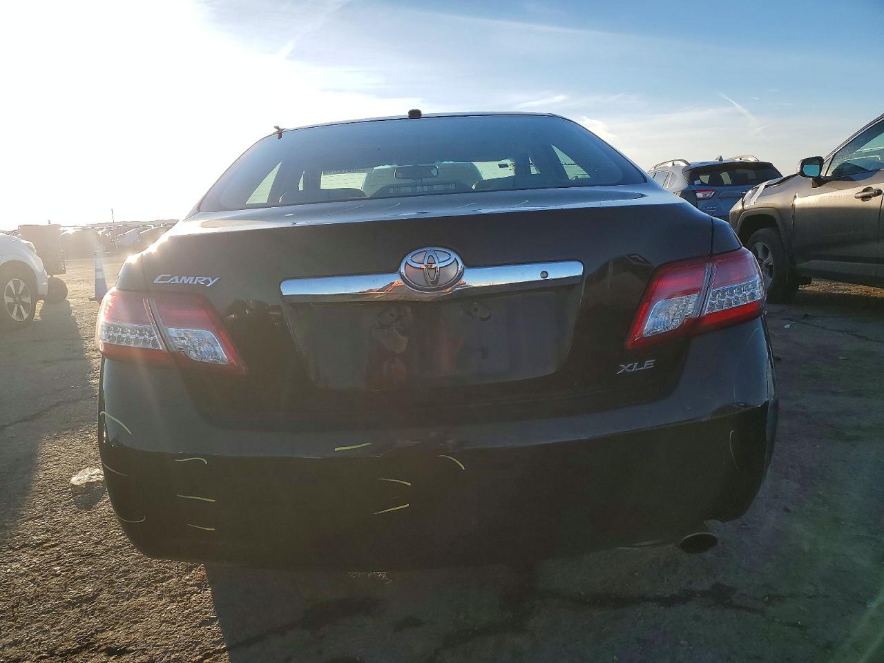 2011 TOYOTA CAMRY BASE photo 6