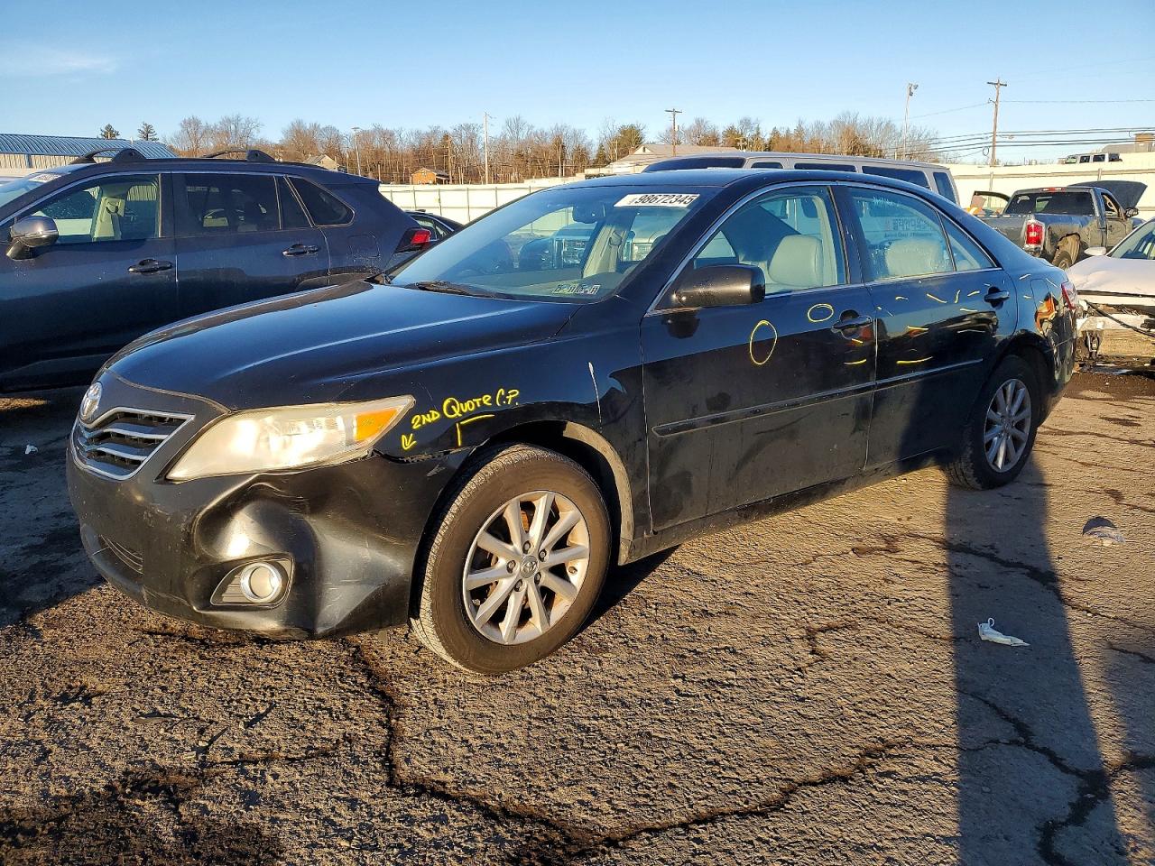 2011 TOYOTA CAMRY