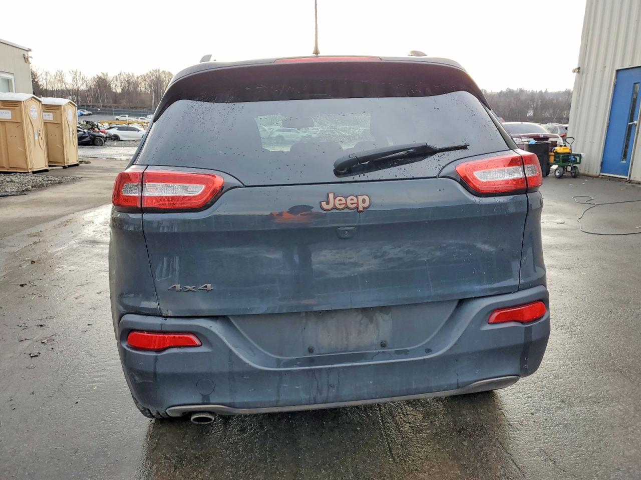 2017 JEEP CHEROKEE LATITUDE photo 6