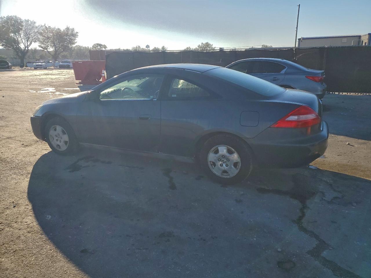 2003 HONDA ACCORD LX photo 2