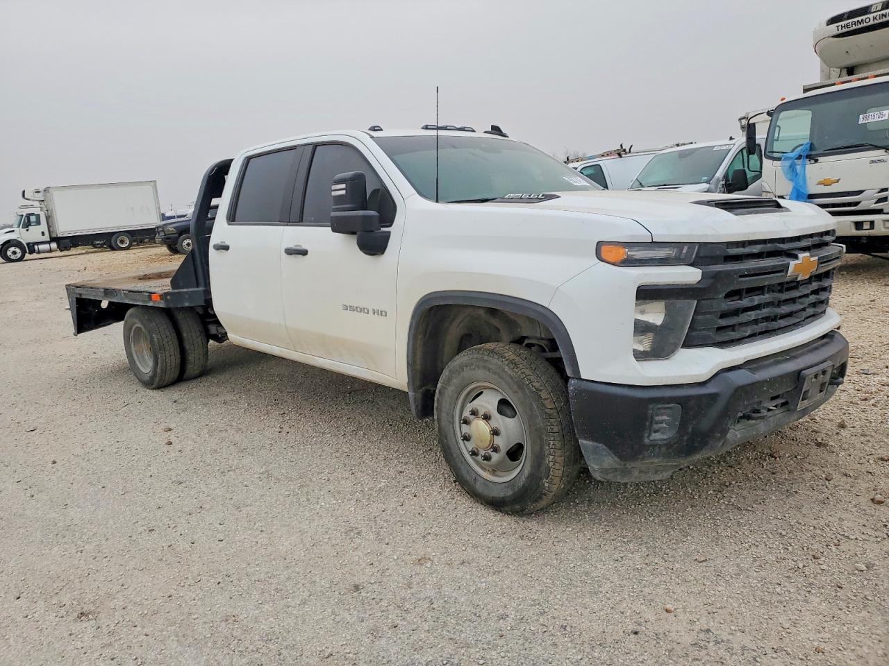 2025 CHEVROLET SILVERADO K3500 photo 4