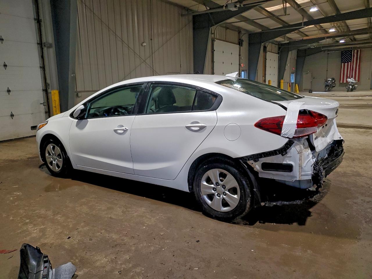 2018 KIA FORTE LX photo 2