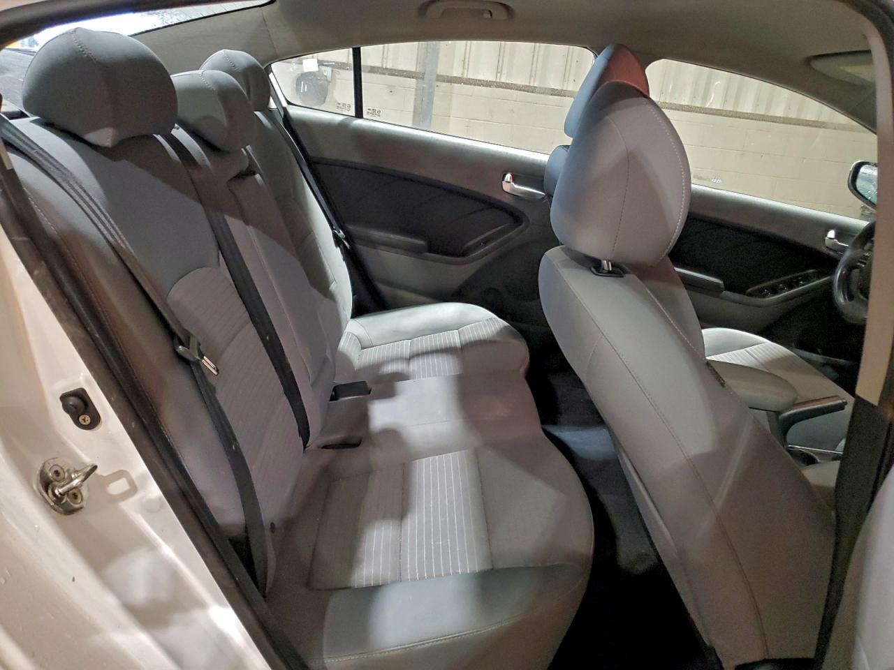 2018 KIA FORTE LX photo 10