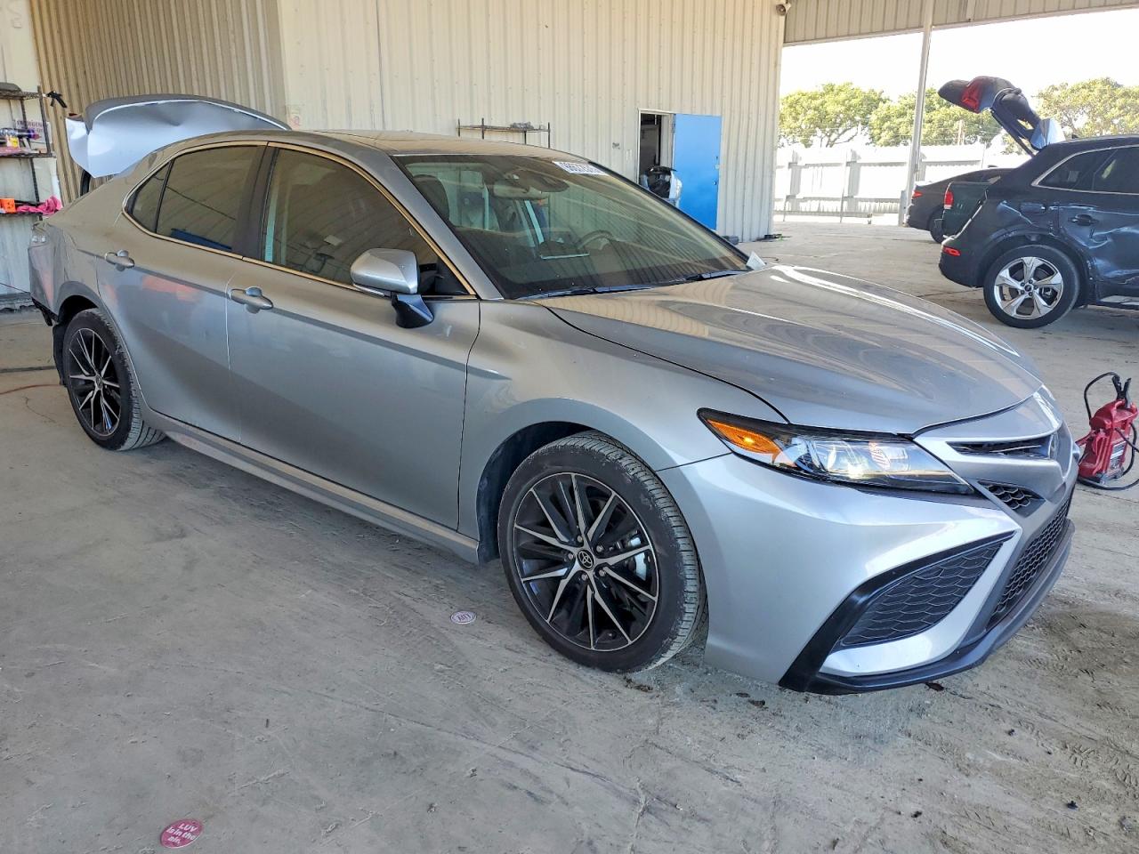 2024 TOYOTA CAMRY SE NIGHT SHADE photo 4