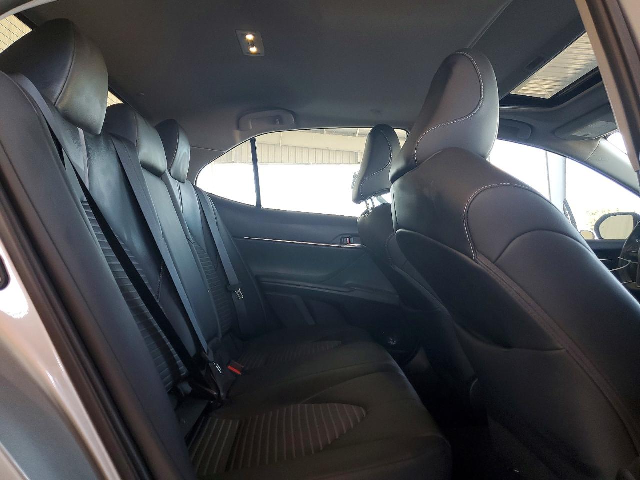 2024 TOYOTA CAMRY SE NIGHT SHADE photo 10