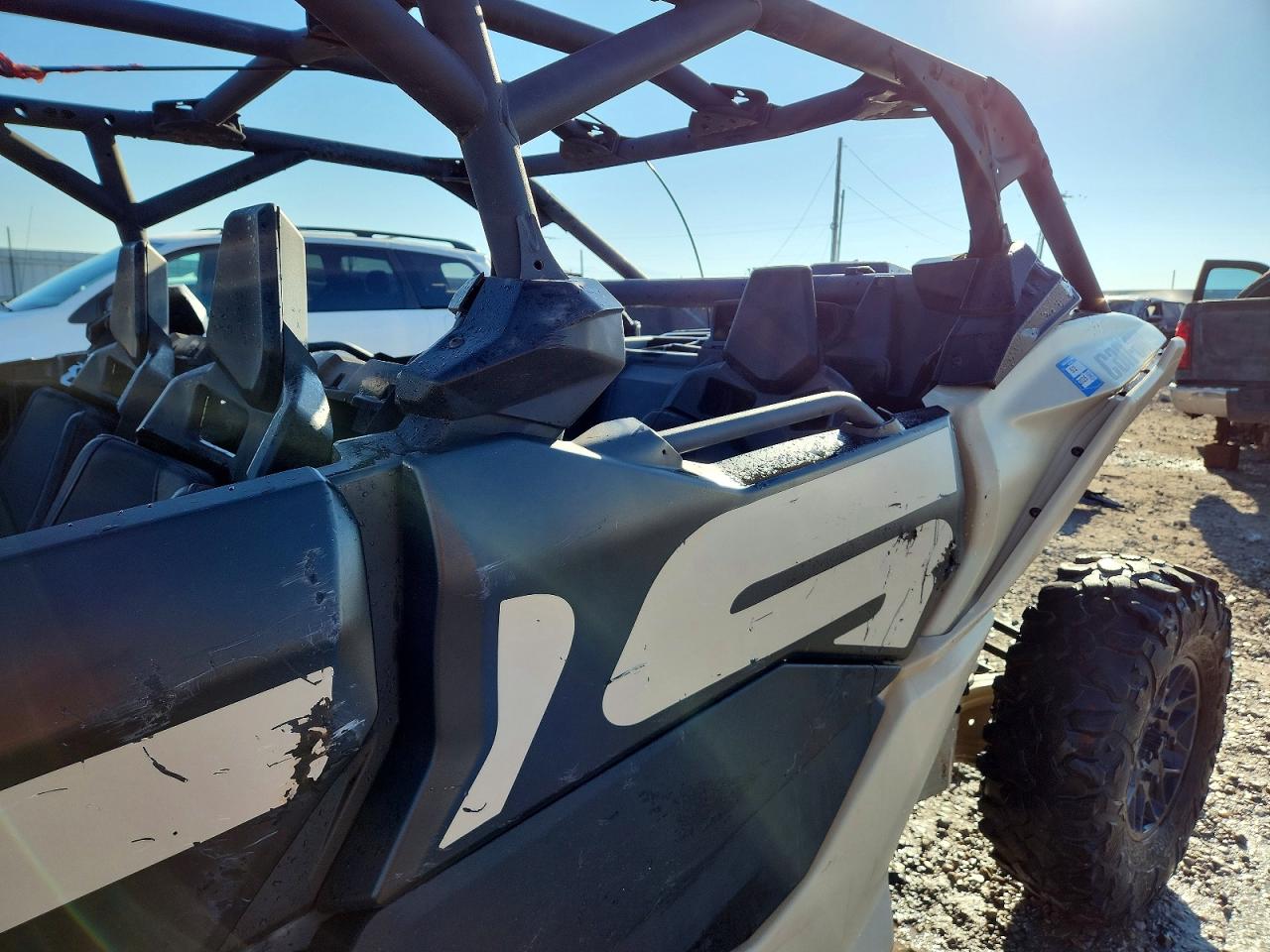 2023 CAN-AM MAVERICK X DS UTILITY VEHICLE photo 10