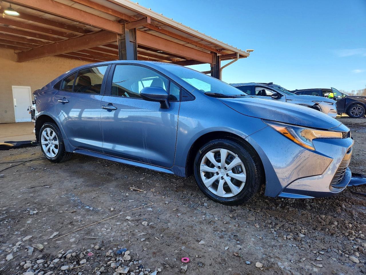2025 TOYOTA COROLLA LE photo 4