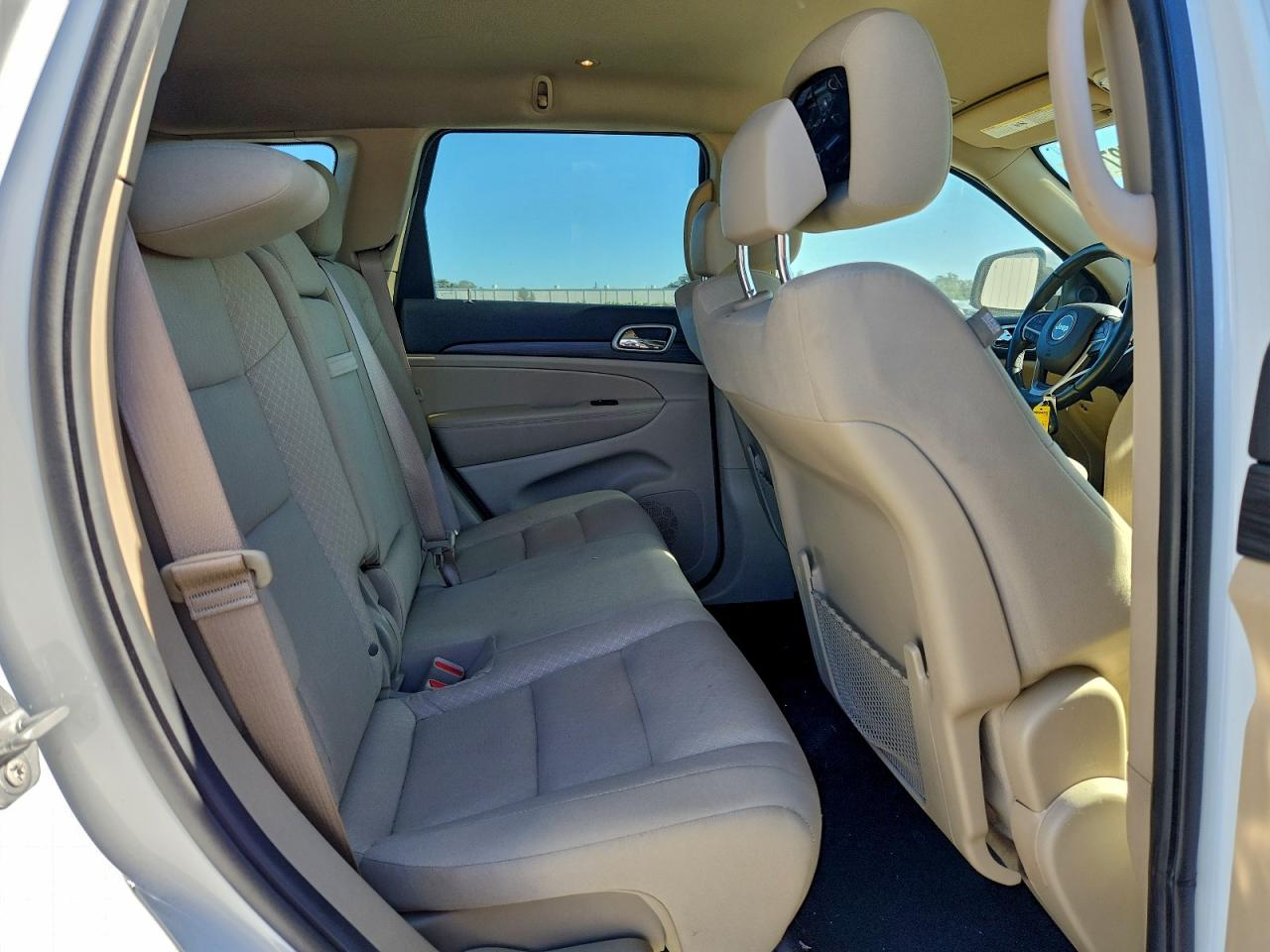 2022 JEEP GRAND CHEROKEE LAREDO E photo 21