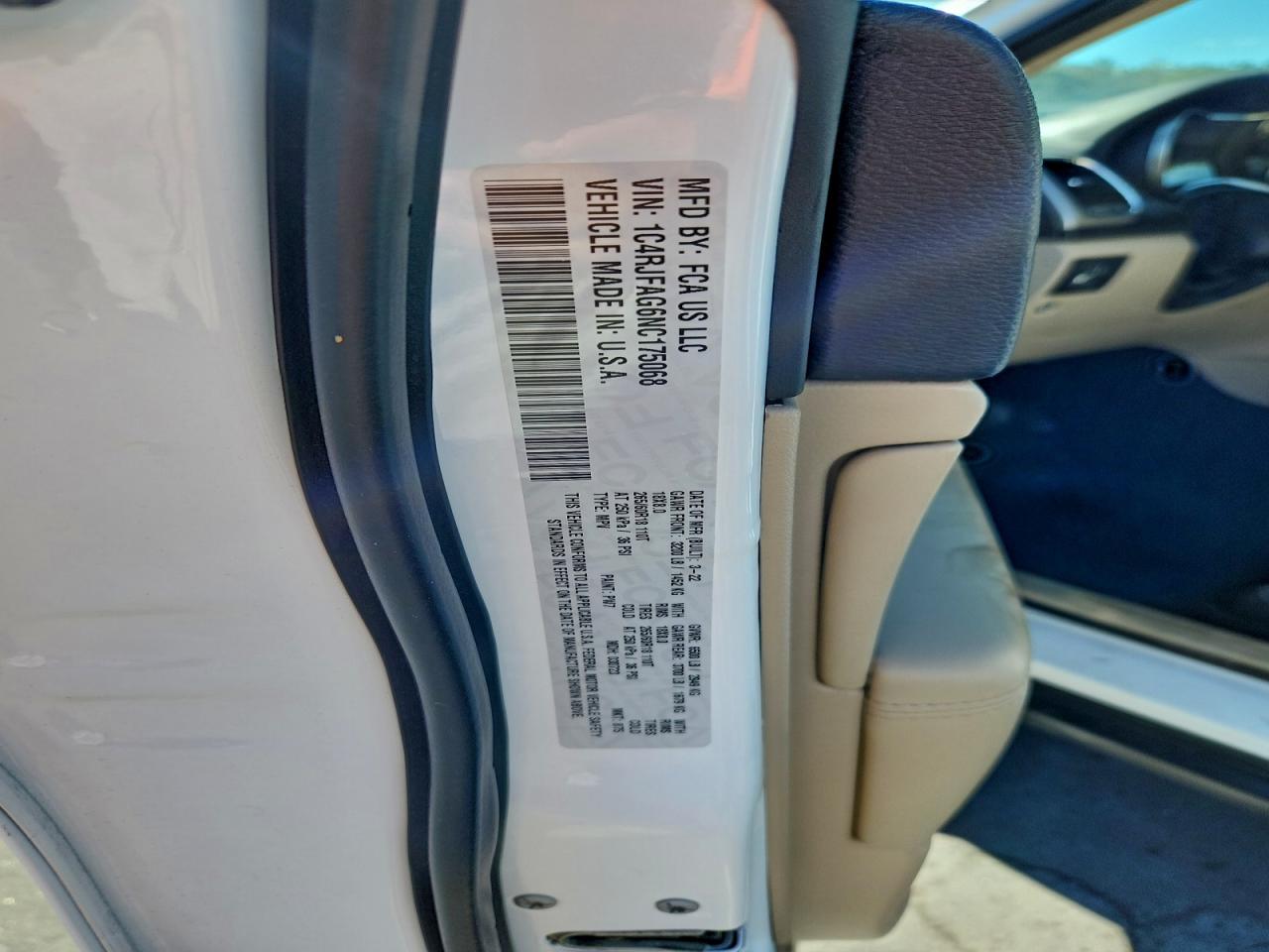 2022 JEEP GRAND CHEROKEE LAREDO E photo 27