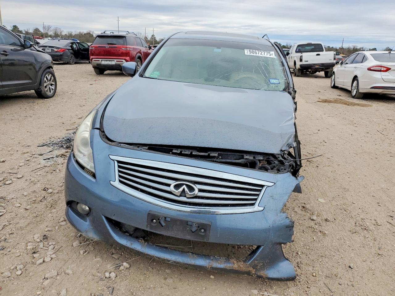 2010 INFINITI G37 photo 5