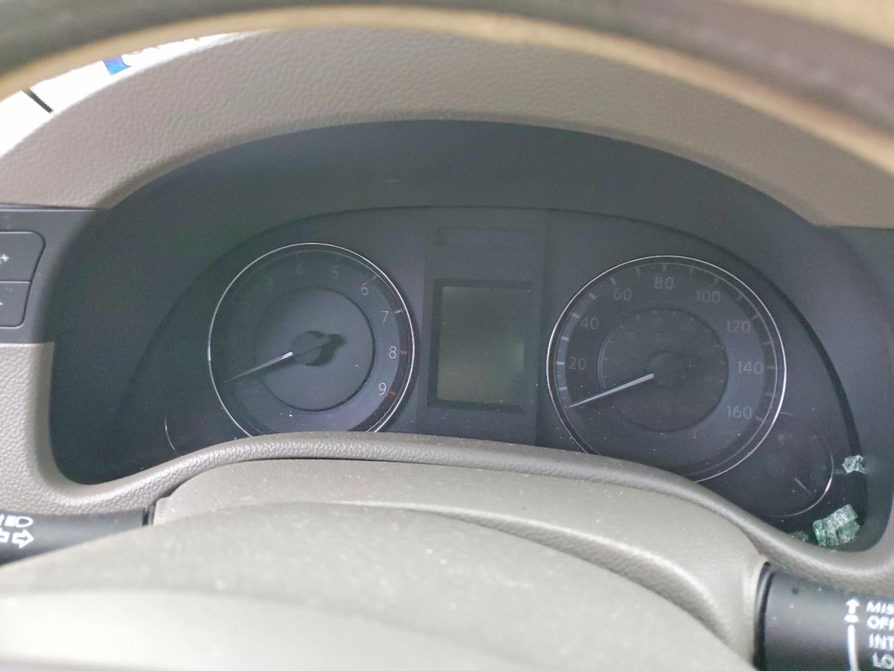 2010 INFINITI G37 photo 9