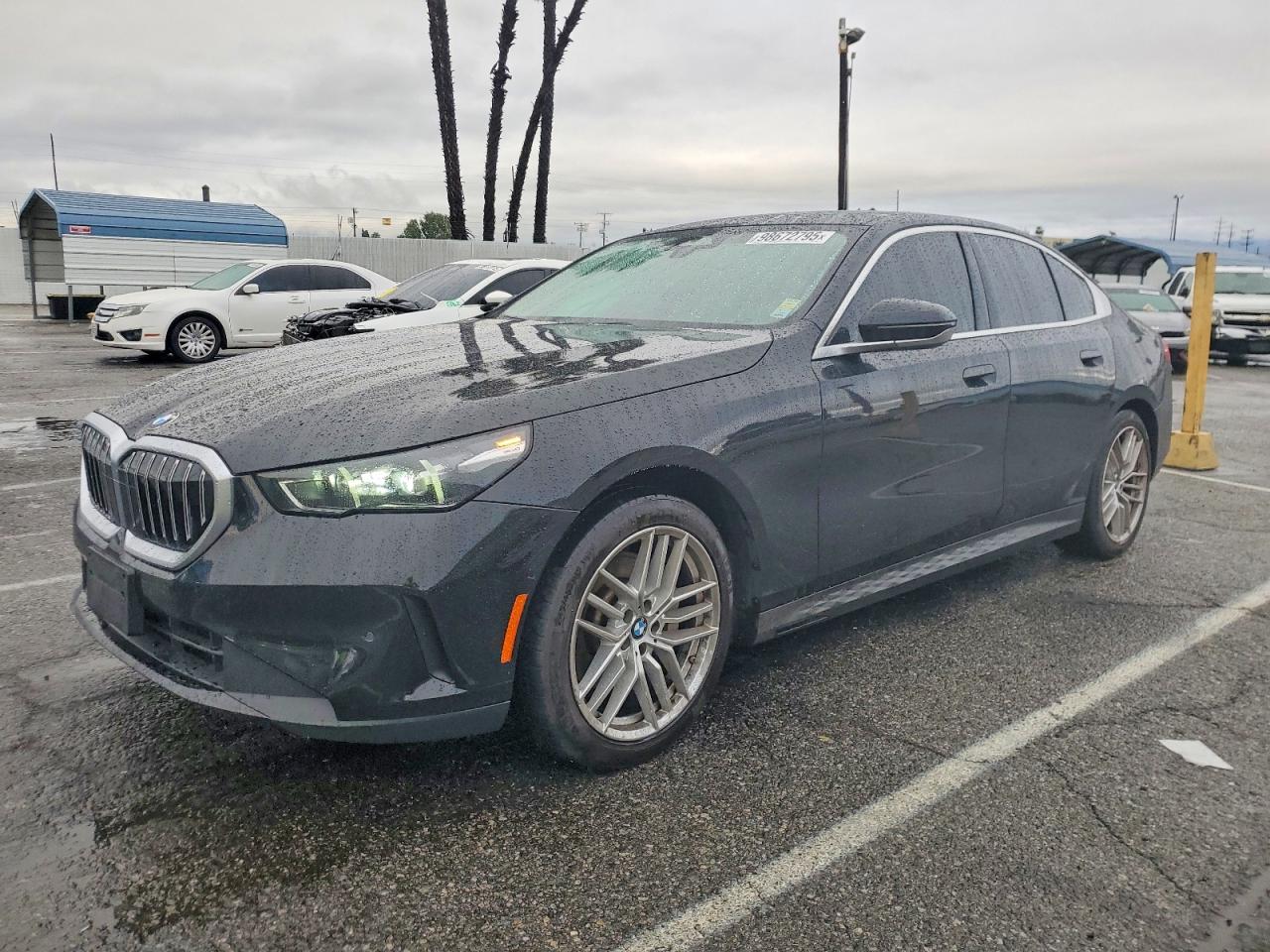 2024 BMW 530