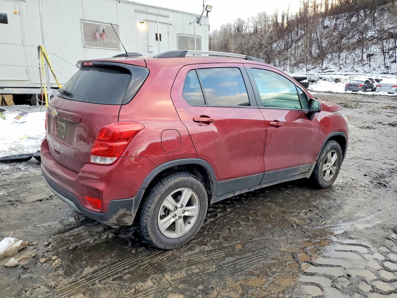 2022 CHEVROLET TRAX 1LT photo 3
