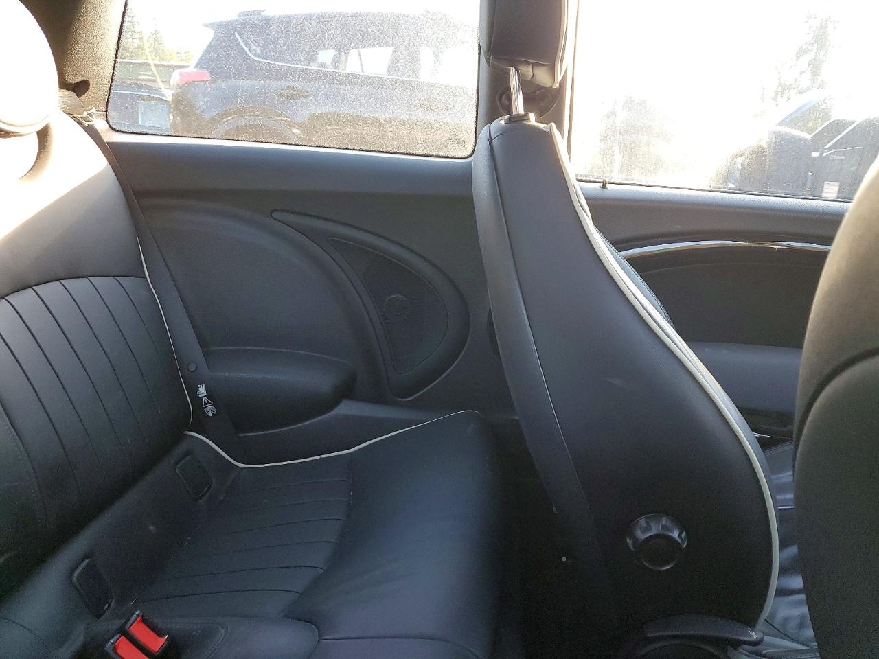 2007 MINI COOPER S photo 10