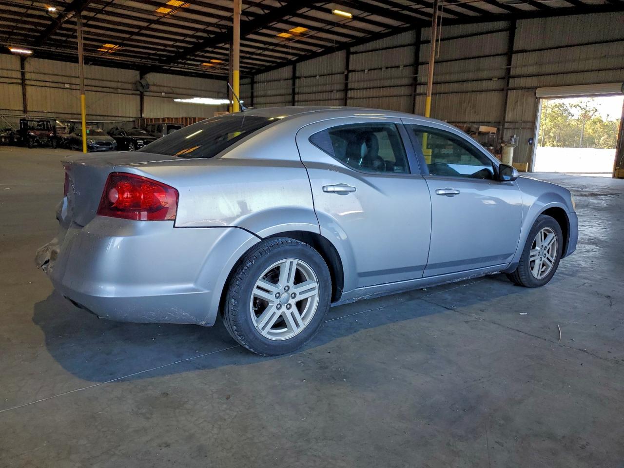 2013 DODGE AVENGER SXT photo 3