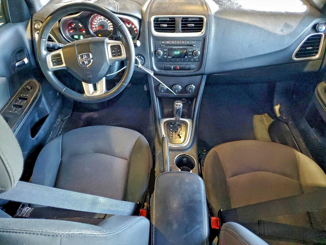 2013 DODGE AVENGER SXT photo 8