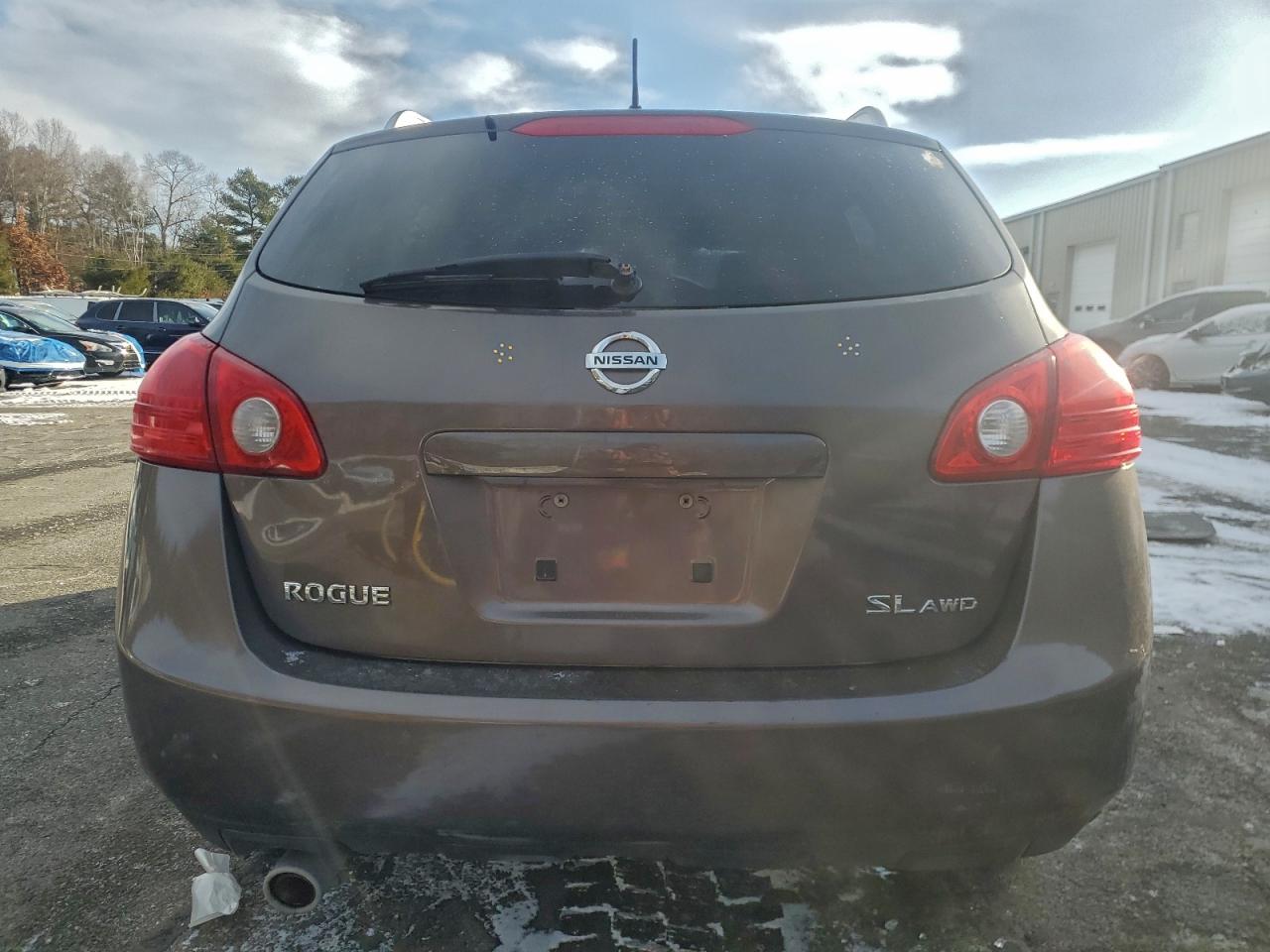 2010 NISSAN ROGUE S photo 6