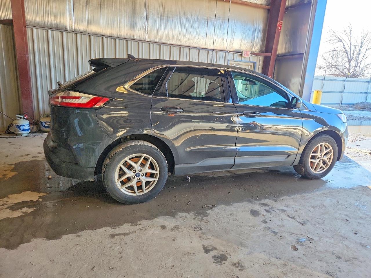 2021 FORD EDGE SEL photo 3