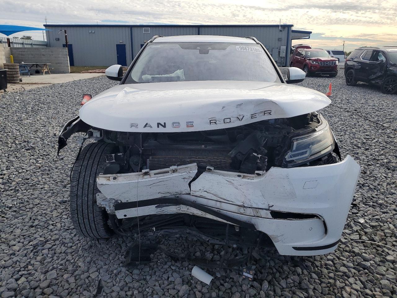2019 LAND ROVER RANGE ROVER VELAR S photo 5