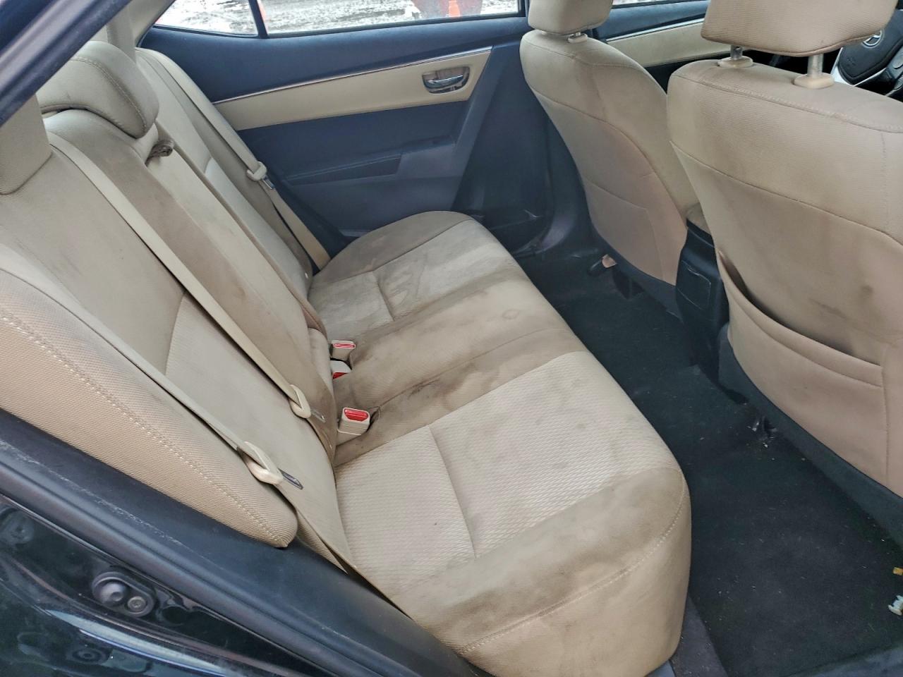 2016 TOYOTA COROLLA L photo 10