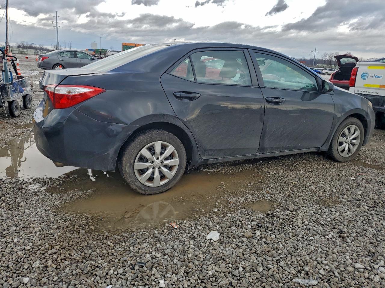2016 TOYOTA COROLLA L photo 3