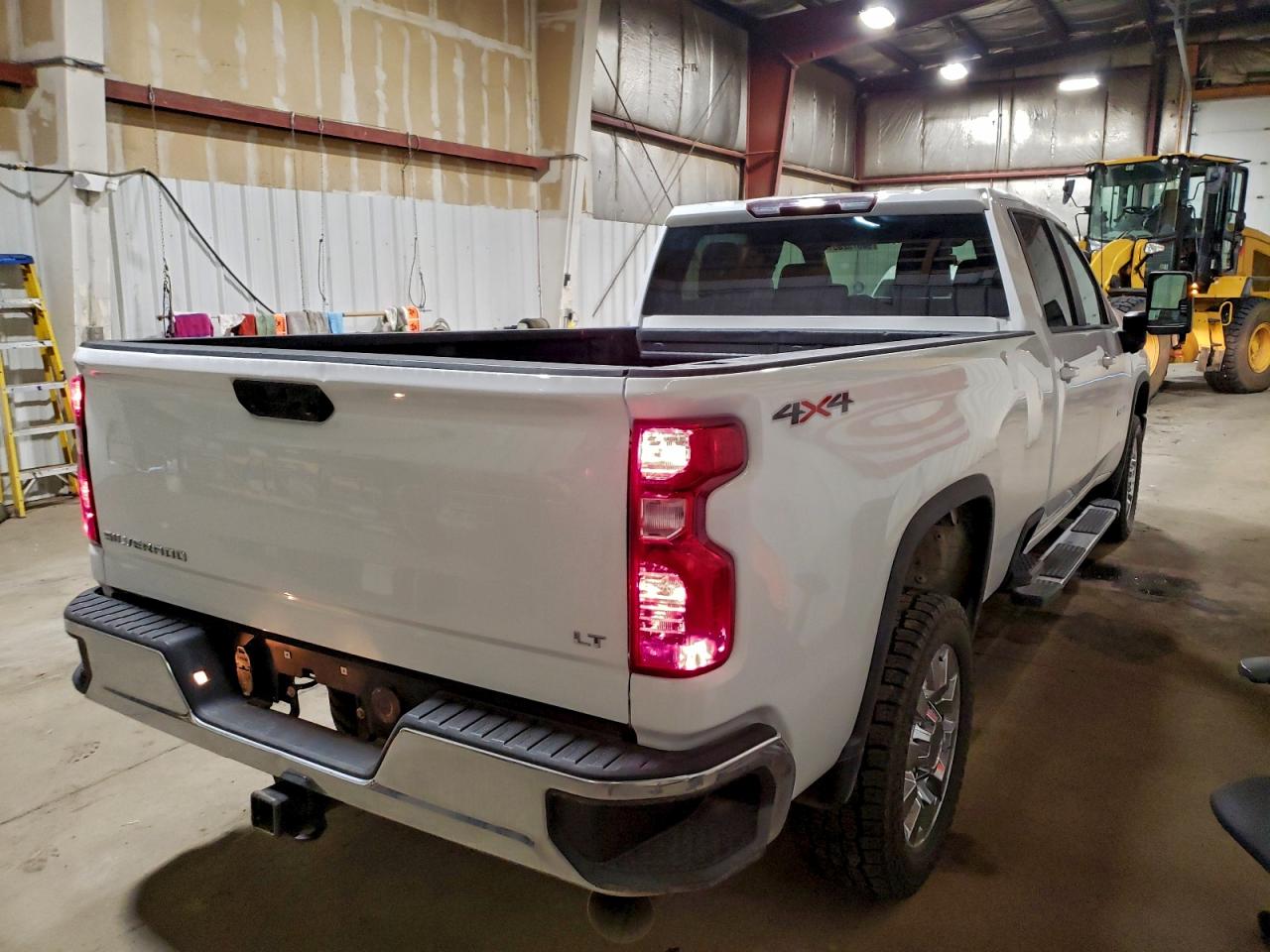 2023 CHEVROLET SILVERADO K2500 HEAVY DUTY LT photo 3