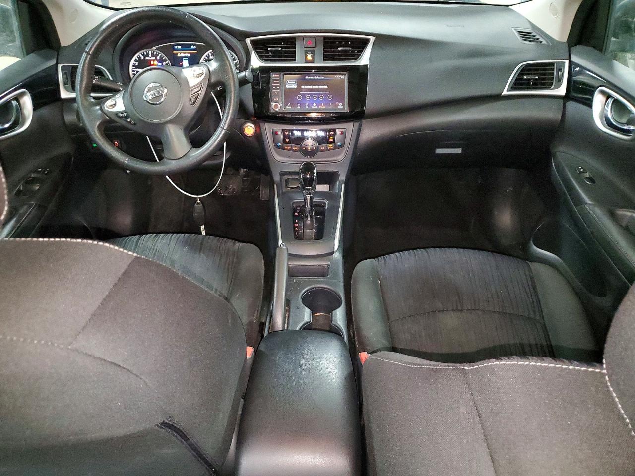 2019 NISSAN SENTRA S photo 8