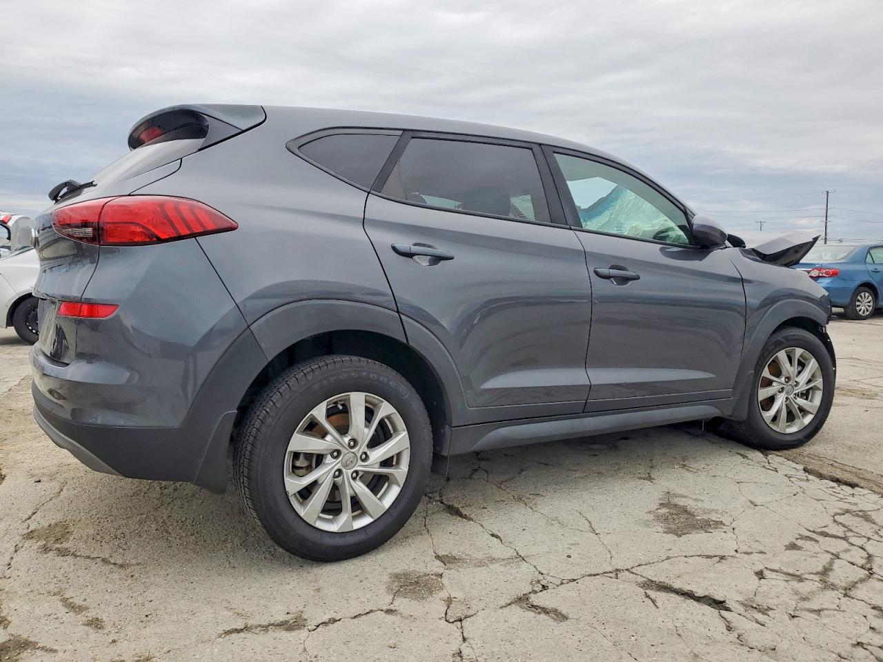 2019 HYUNDAI TUCSON SE photo 3