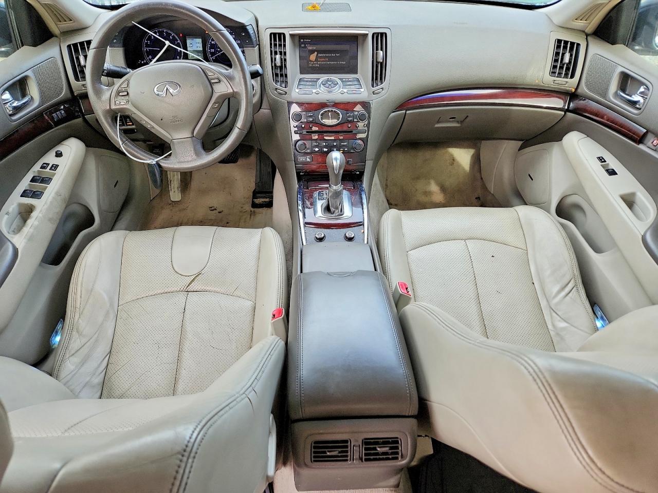 2011 INFINITI G37 BASE photo 8