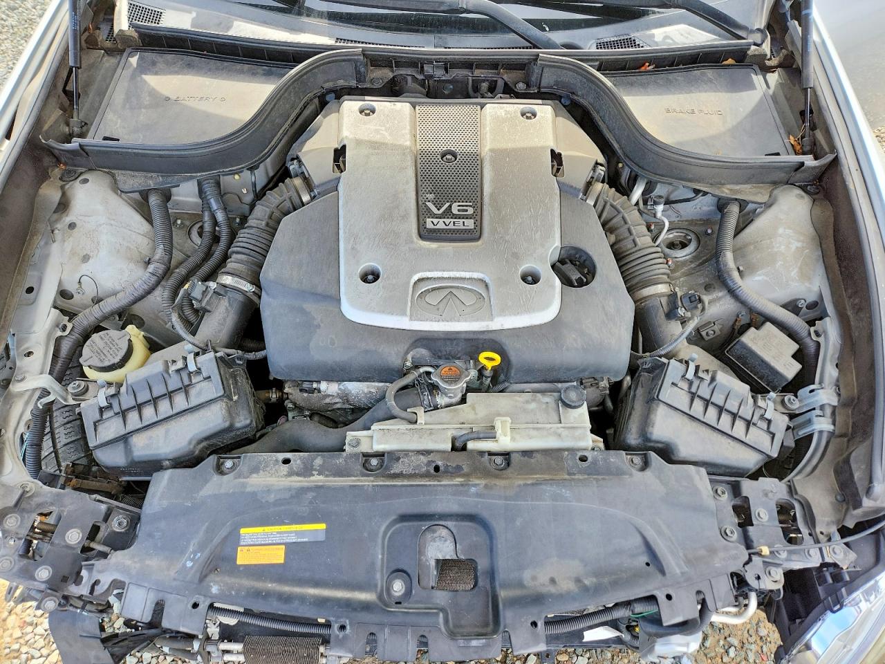 2011 INFINITI G37 BASE photo 11