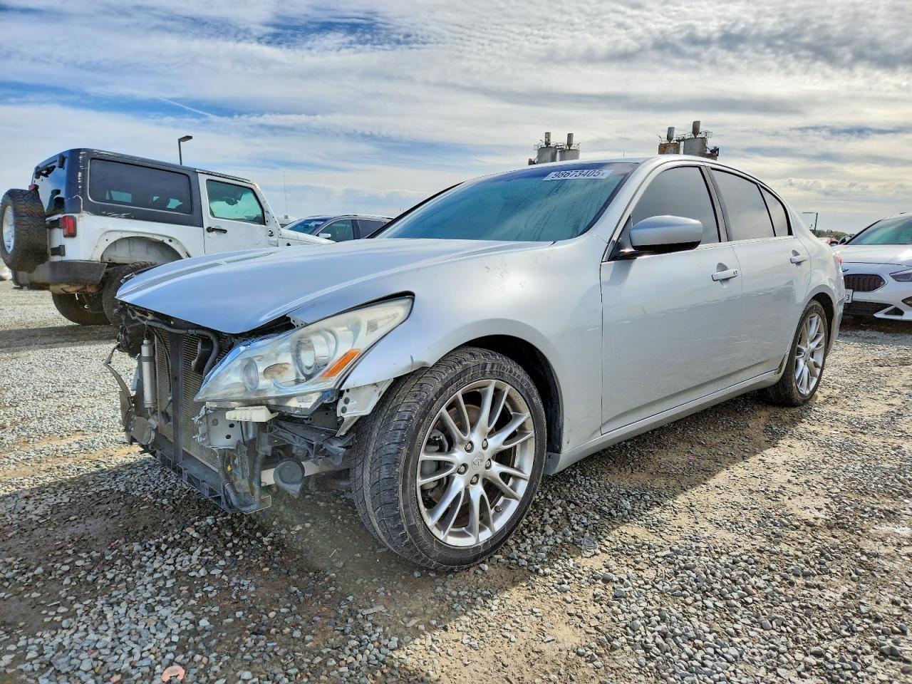 2011 INFINITI G37