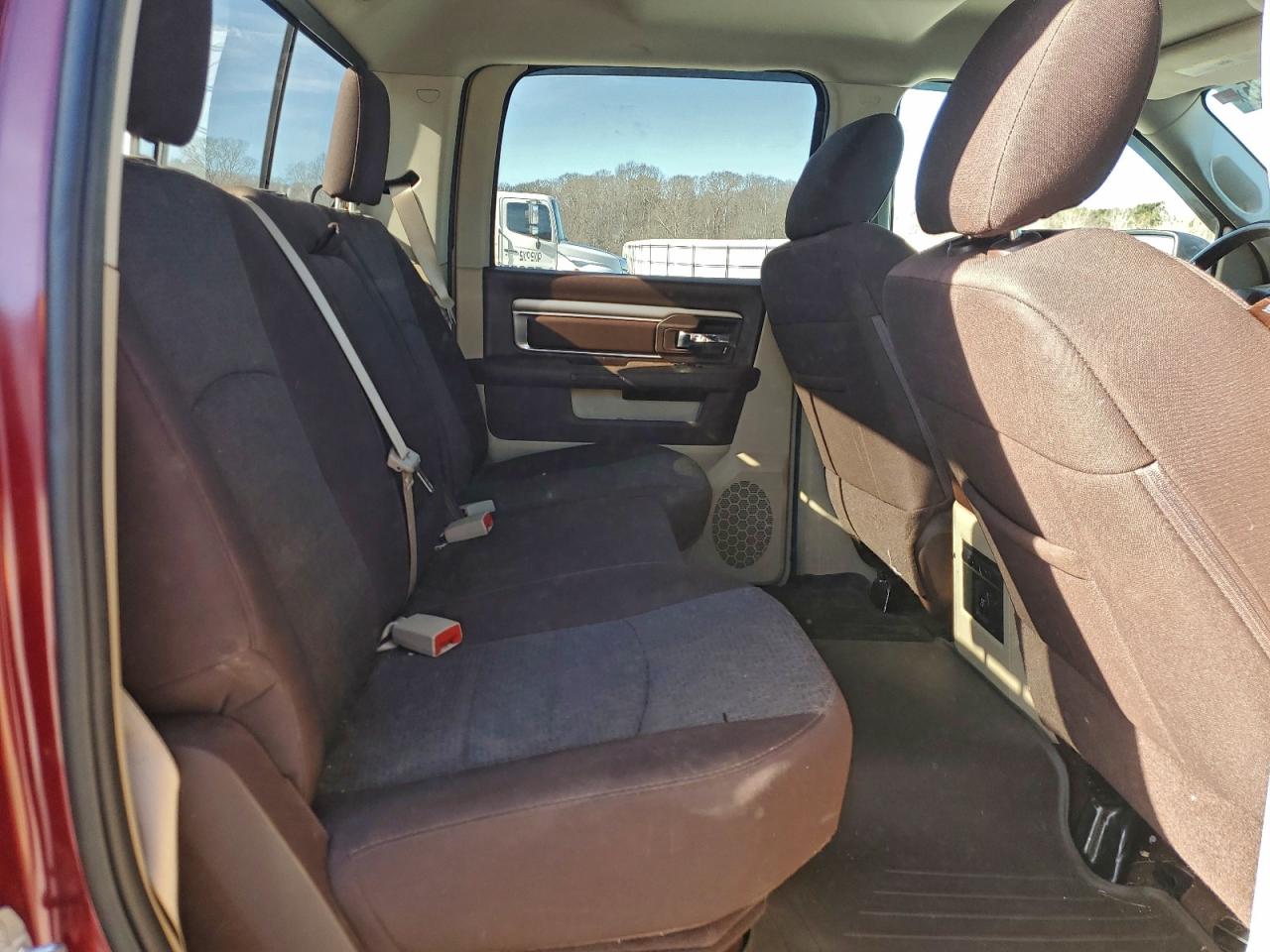 2017 RAM 1500 SLT photo 10