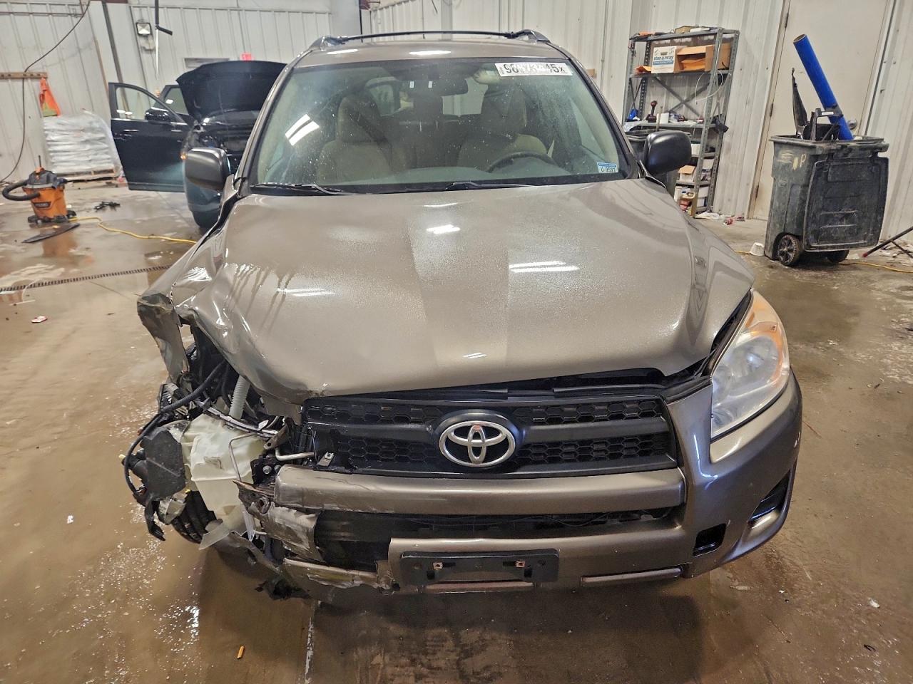 2010 TOYOTA RAV4 photo 5
