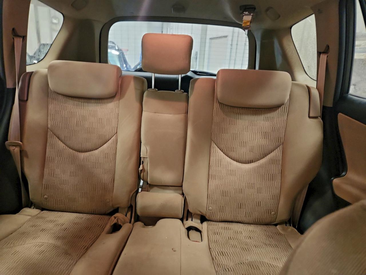 2010 TOYOTA RAV4 photo 10