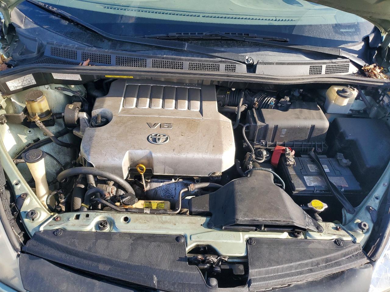 2009 TOYOTA SIENNA CE photo 12