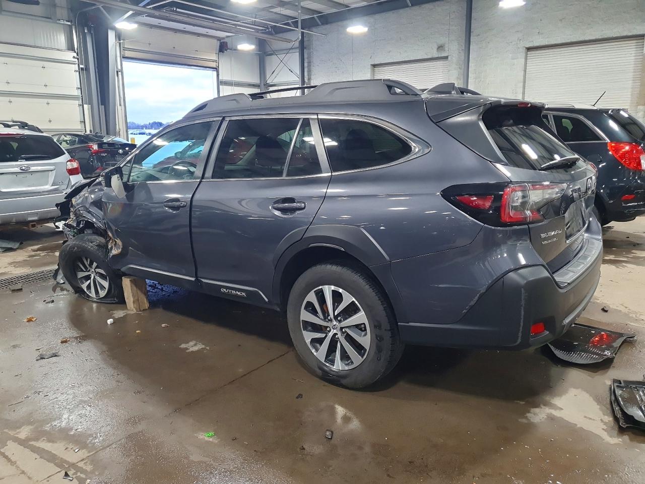 2023 SUBARU OUTBACK PREMIUM photo 2