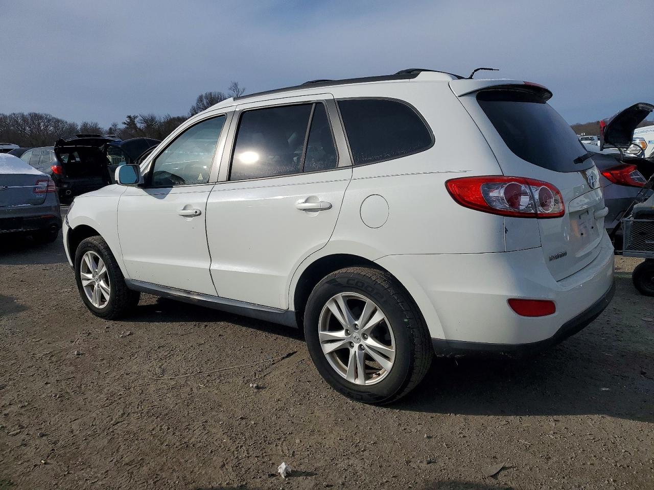 2010 HYUNDAI SANTA FE SE photo 2