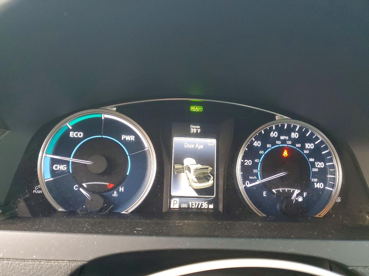 2015 TOYOTA CAMRY HYBRID photo 25